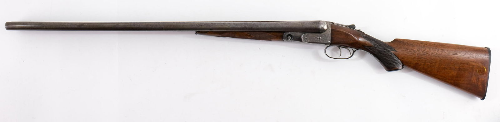 Parker DH 12ga Antique: Good example of a higher grade Parker manufactured in 1897. Missing bead sight on the solid matte rib, barrel marked "PARKER BROS. MAKERS MERIDEN, CT. U.S.A DAMASCUS STEEL" 12ga 2 3/4 inch chambers wi