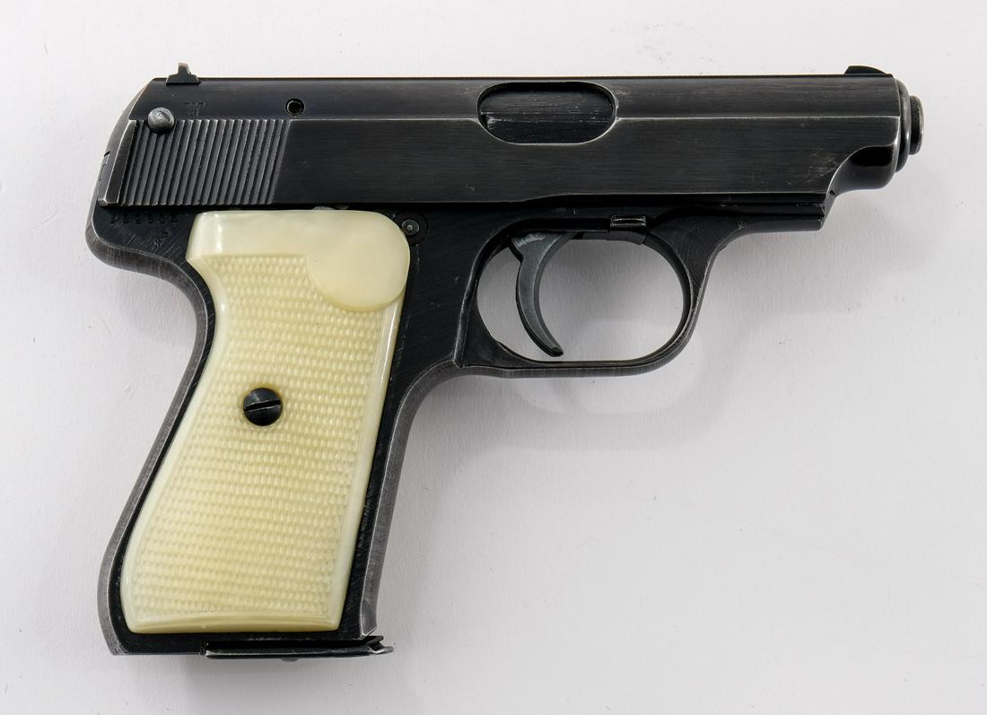 Nazi Sauer & Sohn 38H 7.65mm Pistol: FIne example of a 3rd variation, single line, Sauer & Sohn Model 38H semi auto pistol. The serial on the frame matches the slide. military blue/black is excellent given age. These pistols were very po