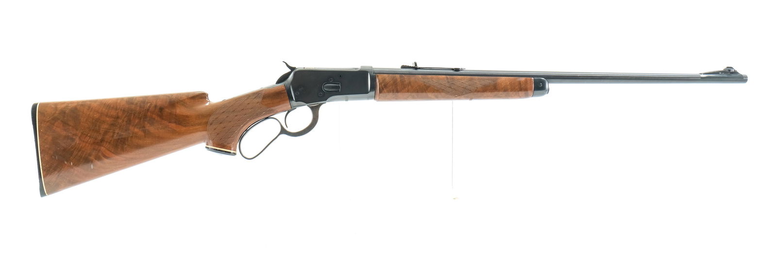 Winchester 94/43 .218 BEE Lever Action Rifle: Description Winchester model 94/43 in .218 Bee with a five round capacity and a 24" barrel. The receiver seems to be a model 1894 and the barrel has been replaced, designated by the mark "P" within an