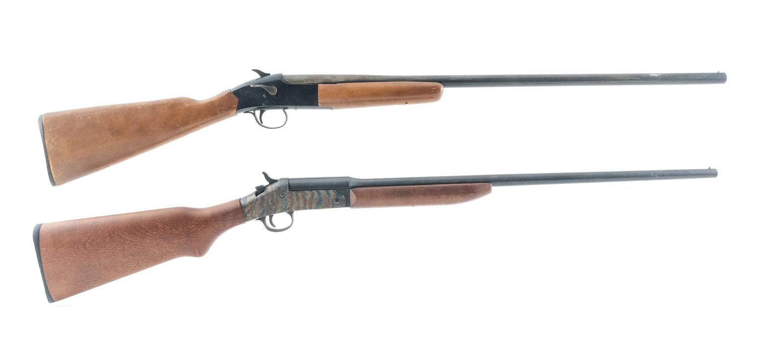 Savage 944 20 Ga H&R 088 410 Ga Shotgun Lot: Description This lot is for two single shot shotguns. The first is a Savage Springfield Model 944 Series A in 20 gauge 2 3/4"-3" with a single round capacity with a 28" FULL fixed choke barrel. Serrat