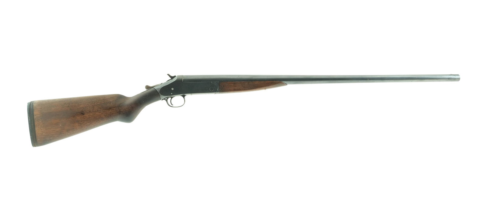 H&R 20Ga Single Shot Shotgun: Description Harrington & Richardson 20 gauge with a single round capacity and a 27" CYL fixed choke barrel. Checkered black composite butt plate. Smooth wood stock and front foregrip. Blued receiver, 