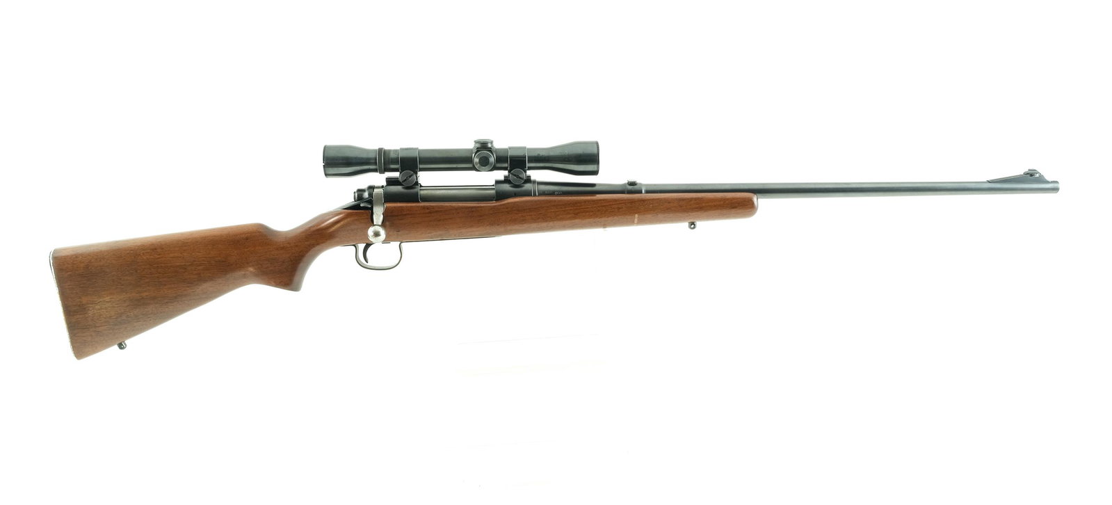 Remington 721 .30-06 Bolt Action Rifle: Description Remington Model 721 in .30-06 Springfield with a four round internal magazine capacity and a 24" barrel. Checkered metal butt plate. Smooth wood stock and front foregrip. Blued receiver, s