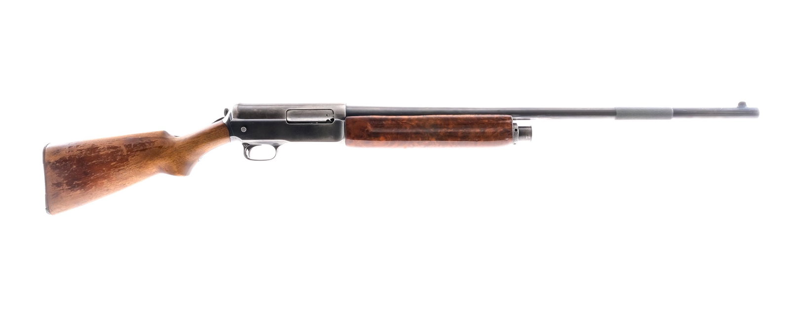 Winchester 1911 SL 12 Ga Semi Auto Shotgun: Description Winchester Model 1911 Self Loading in 12 gauge with a five round capacity and a 26" FULL fixed choke barrel. Serrated composite butt plate. Smooth wood stock and front foregrip. Blued trig