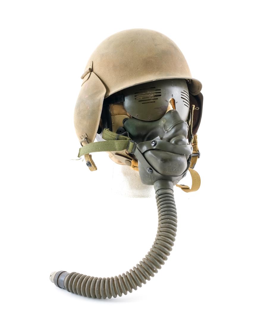 U.s. B 17 M3 Flak Helmet / Cap / Oxygen Mask