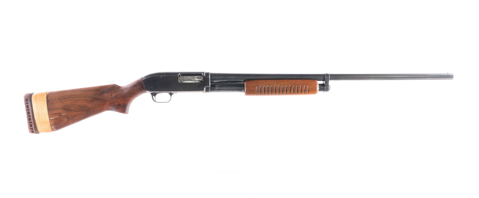 JC Higgins 20 12Ga Pump Shotgun: Description JC Higgins Model 20 in 12 gauge 2 3/4" with a four round capacity and a 28" FULL fixed choke barrel. Checkered rubber butt pad. Smooth wood stock and serrated front forend. Blued trigger g