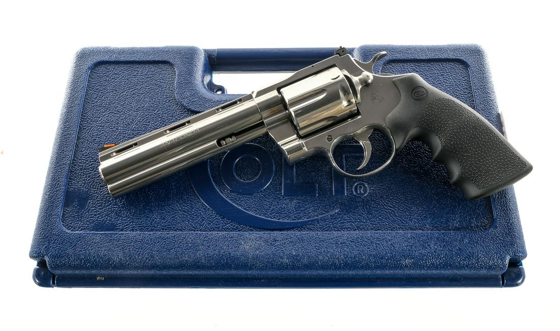 Colt Anaconda .44 Mag Revolver: Description Colt Anaconda in .44 Magnum with a six round capacity and a 6" top rib vented full under lug barrel. Textured rubber grip plate. Polished stainless steel serrated trigger, serrated hammer,