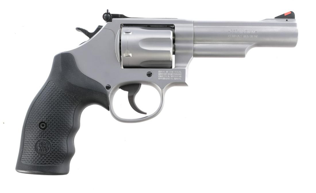 S&W 66-6 .357 Combat Magnum: Description Smith & Wesson 66-6 chambered in .357 Magnum with a six-shot cylinder and a 4" 2-peice barrel. Matte silver finished stainless steel K-frame, barrel, and cylinder. Black finished controls.
