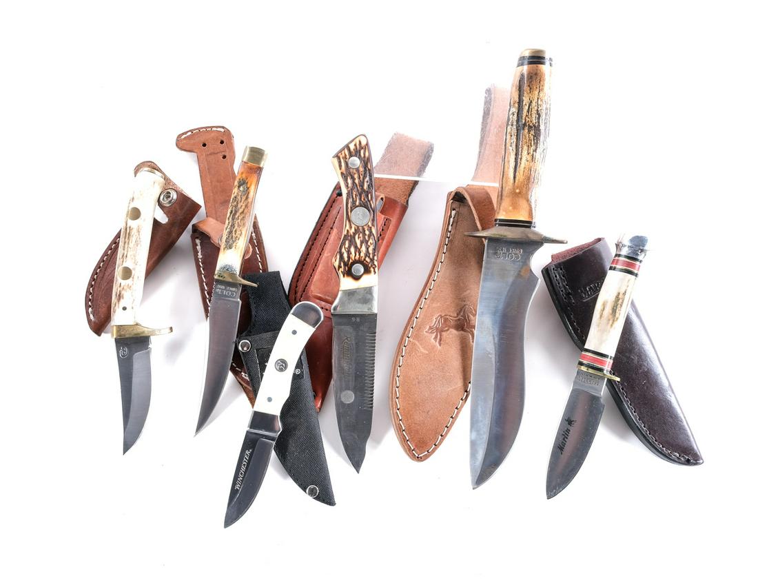 Gun Manufacturer Knife 6 Pcs Lot Knives: Description Estate found gun manufacturer branded knives. Colt marked CT 842 Pakistan with a 4.25" blade and a 8" overall length. Bone/horn hand grip plates. Brass pommel and handguard. Comes with a C