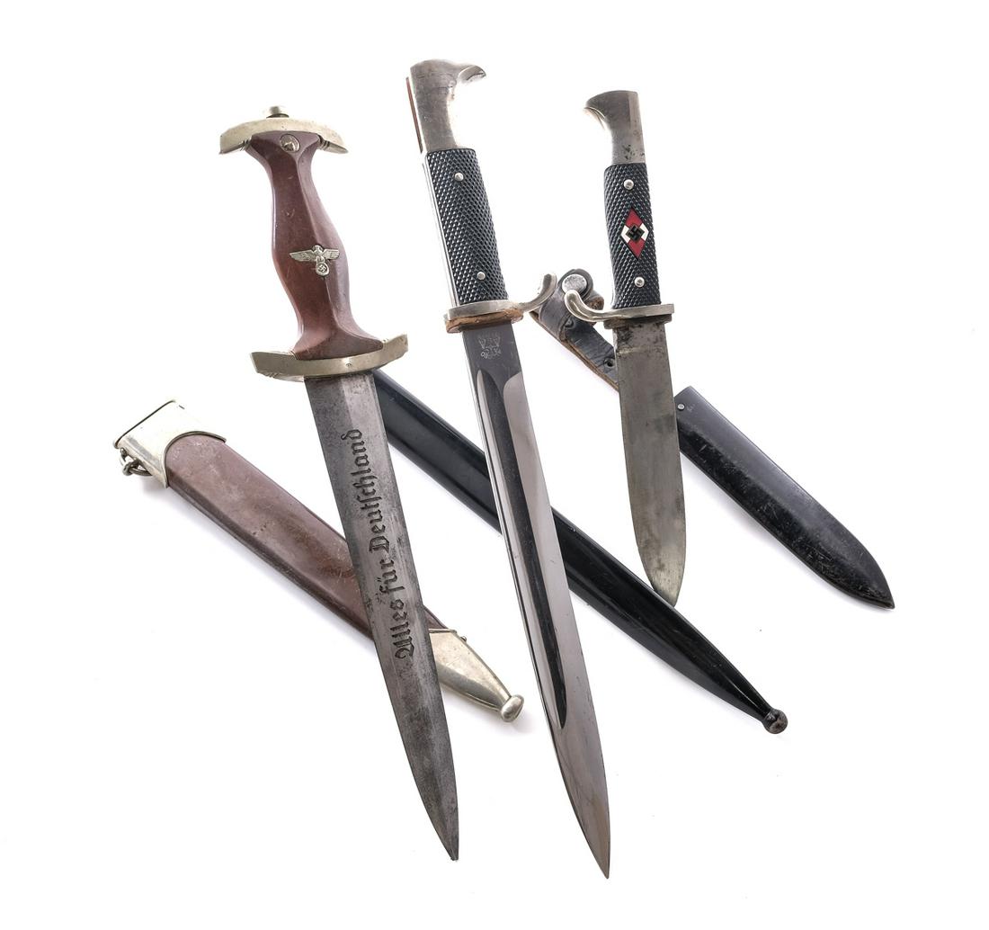 Estate German WWII Blades 3Pcs: Description This lot is for three assorted WWII era German blades. The first is a German SA Dagger with scabbard. The grip is inlayed with a Nickel Nazi Eagle and enameled SA insignia. The hilt is mar