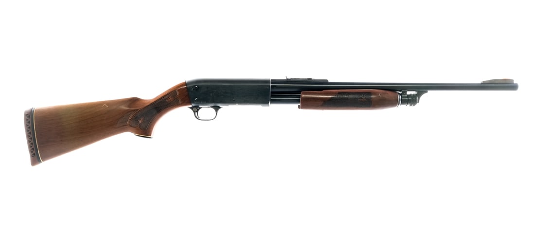 Ithaca 37 Featherlight Deerslayer 20Ga Shotgun: Description Ithaca Model 37 Featherlight Deerslayer in 20 gauge 2 3/4" with a four round capacity and a 20" barrel. Serrated rubber butt pad. Checkered wood stock and front foregrip. Blued trigger gua