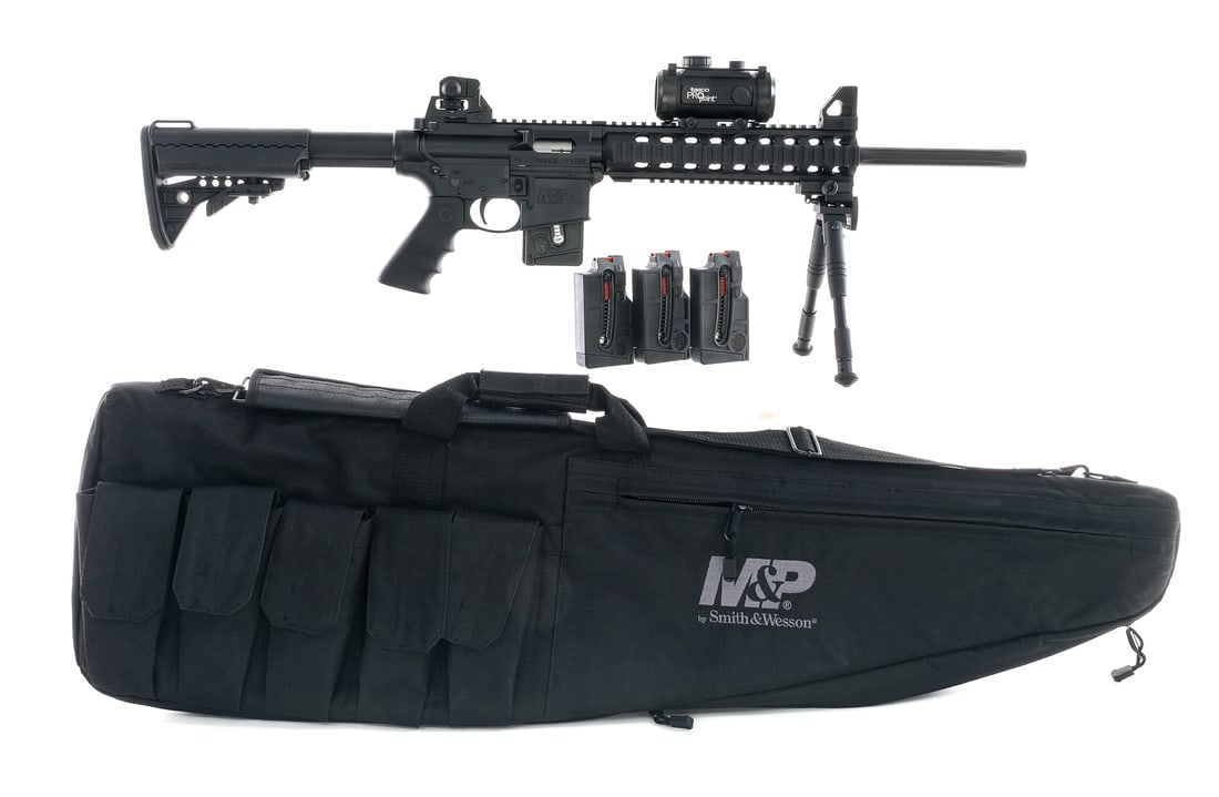 S&W M&P 15-22 Performance Center .22 LR Rifle: Description Smith & Wesson M&P 15-22 Performance Center with four, ten round removable magazines and a 18" fluted barrel. Polymer quad rail handguard with adjustable front sight post and adjustable bi