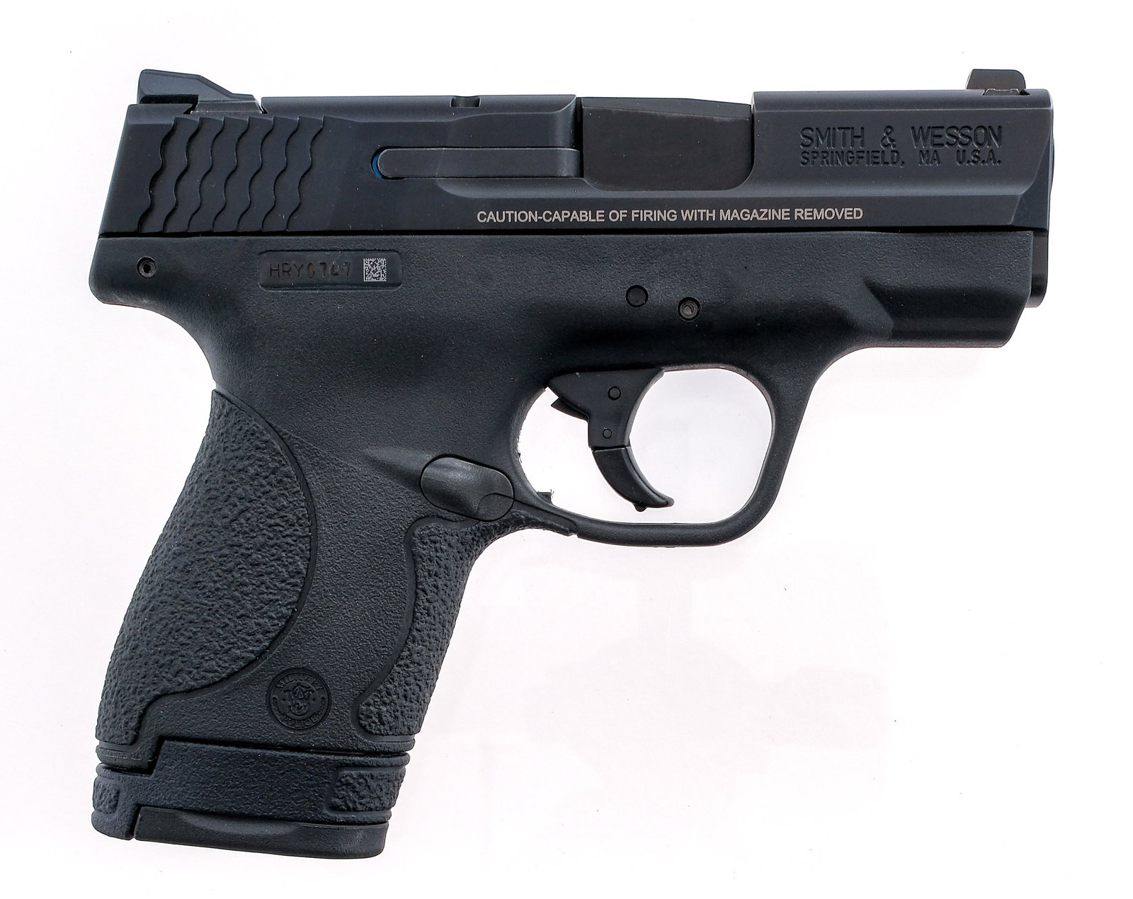 S&W M&P 40 Shield .40 S&W Semi Auto Pistol: Description Smith & Wesson M&P 40 Shield chambered in .40 S&W with one, seven round removable magazine and a 3.125" barrel. Thin single stack textured polymer frame. Serrated slide stop and take down