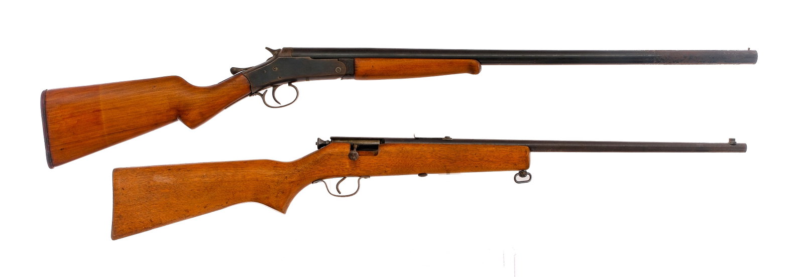 Estate Long Guns 2 Pcs Lot Shotgun / Rifle: Description Estate Long Gun lot with two pieces. Stevens/Savage Arms Model 15 in .22 Short, Long or Long Rifle with a single round capacity and a 22" barrel. Smooth wood stock and front forend. Blued 