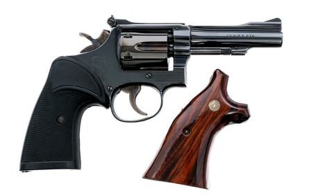 Smith & Wesson 48-4 .22 Mag Revolver