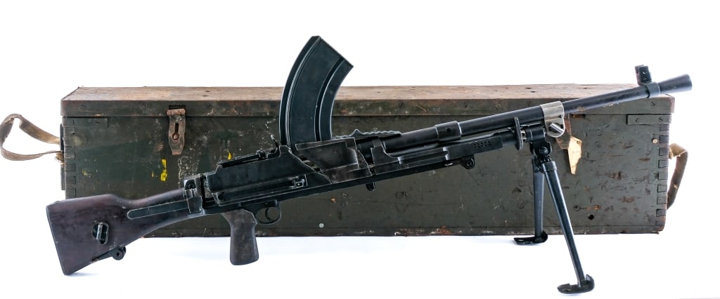 WWII Bren MKII Parts Kit Live Barrel: Description WWII British Bren Mark II parts kit complete with 3 cut receiver pieces, live barrel, and original transit case. A very nice kit with serviceable parts for repair, assembly as a display, o