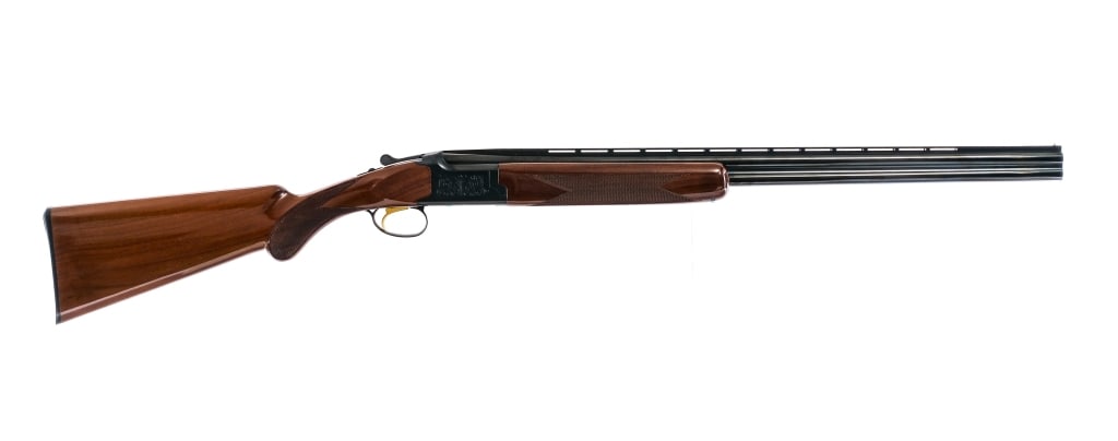 Browning Citori 28Ga O/U Shotgun: Description Browning Citori in 28 gauge 2 3/4" with a two round capacity and a 28" over under top rib vented barrel. Invector chokes with top barrel having FULL and the bottom, MOD removable chokes. M