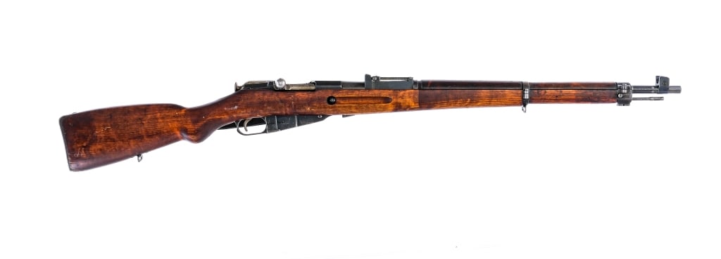 VKT M39 Mosin Nagant 7.62x54R Bolt Rifle: Description Finnish VKT ( Valtion Kivaaritehdas ) -State Metalworks M39 Mosin Nagant chambered in 7.62x54mmR with a five round internal magazine capacity and a 27" barrel. Manufactured in 1944 and imp