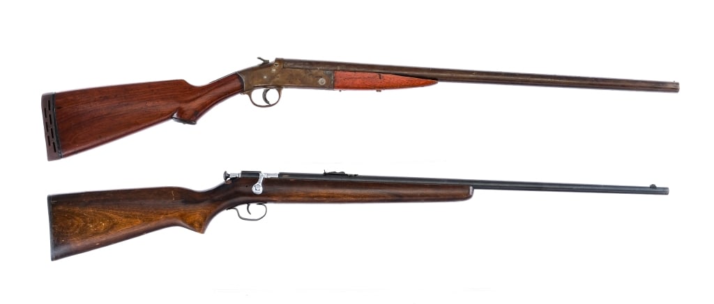 Long Guns Rifle / Shotgun .22/16Ga 2Pcs Lot Rifle: Description This lot is for two long guns. Winchester Model 67A in .22 Short, Long or Long Rifle with a single round capacity and a 27" barrel. Smooth wood stock. Blued trigger, receiver and barrel. R