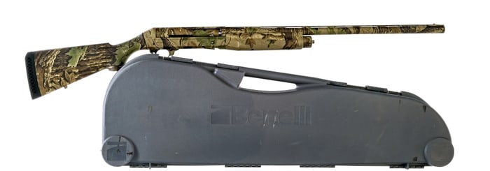 Benelli Super Black Eagle 12 Ga Semi Auto Shotgun