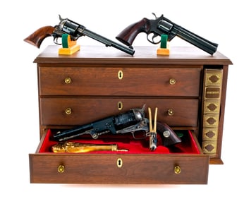 Colt 1976 U.S. Bicentennial Cased Set