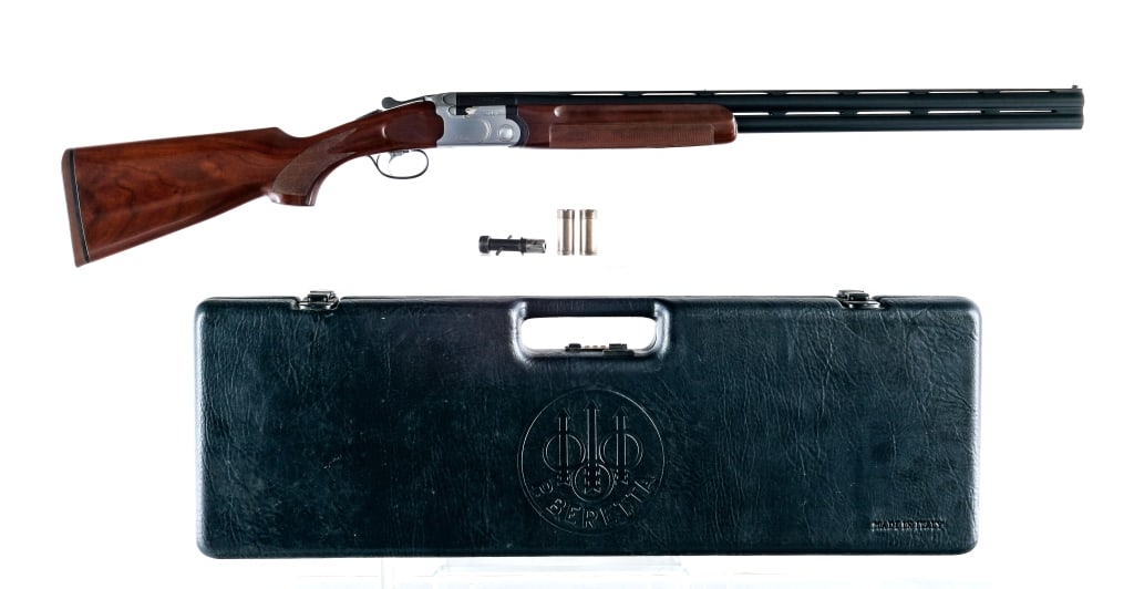 Beretta 682 12 Ga O/U Shotgun: Description P. Beretta Model 682 in 12 gauge 2 3/4" with a two round capacity and a 28" over under top rib vented barrel. Made in Italy in 1991. Both bores have removable Improved Cylinder chokes. Rub