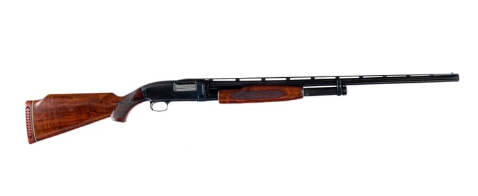 Winchester 12 12 Ga Pump Action Shotgun