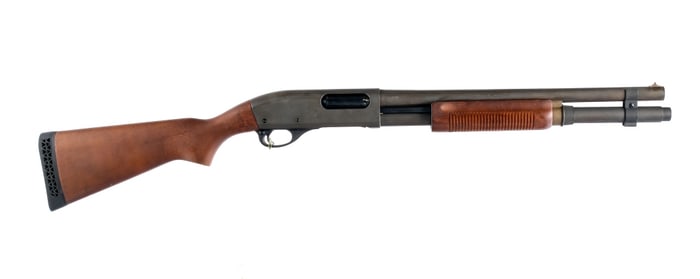 Remington 870 Magnum 12Ga Pump Shotgun