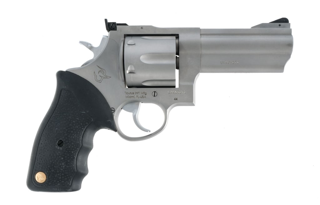 Taurus 44 .44 Magnum Revolver (1 of 7)