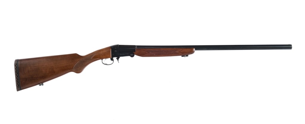 Beretta Veritable Monobloc 12Ga Folding Shotgun: Beretta Veritable Monobloc folding shotgun in 12 gauge with a single round capacity and a 28" FULL fixed choke barrel. Checkered wood stock and front forend. Blued trigger guard, trigger, receiver, ac