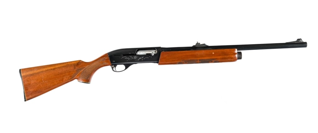 Remington 1100 12 Ga Semi Auto Shotgun (1 of 5)
