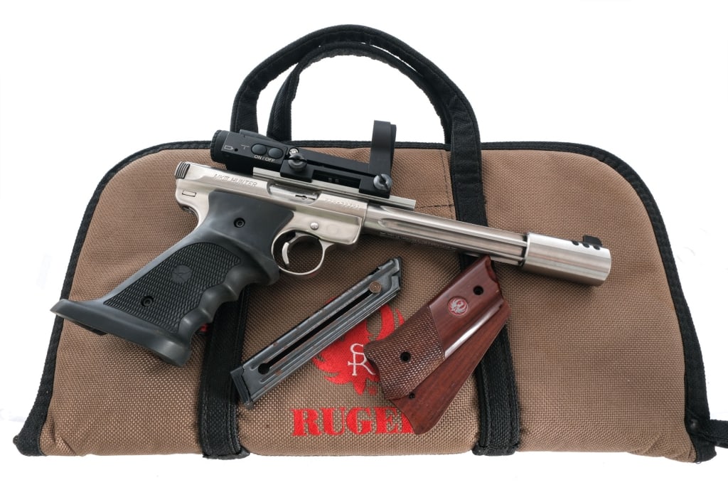 Ruger MK III Hunter Custom .22 LR Pistol (1 of 7)