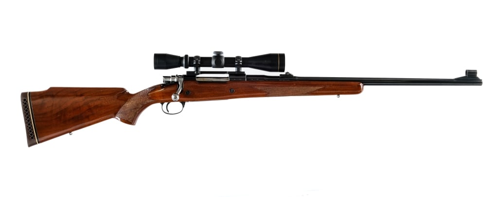 Browning Safari Grade 7mm Rem Mag Bolt Rifle (1 of 5)