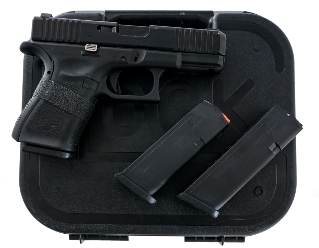 Glock 23 Gen 5 .40 S&W Semi Auto Pistol (1 of 7)
