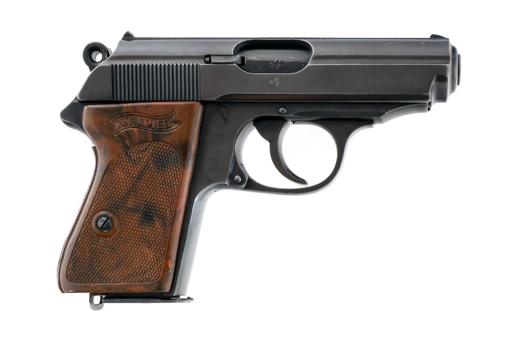 1941 Commercial Walther PPK .32 ACP Pistol (1 of 6)