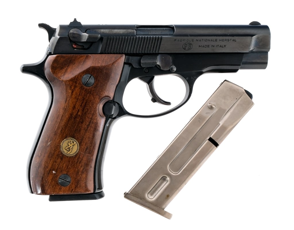 Browning BDA .380 ACP Semi Auto Pistol: Description Browning BDA-380 in .380 ACP with two, thirteen round magazine and a 3.8" barrel. Manufactured in Italy by Beretta and imported by Browning in 1986. Black finished alloy frame with smooth 