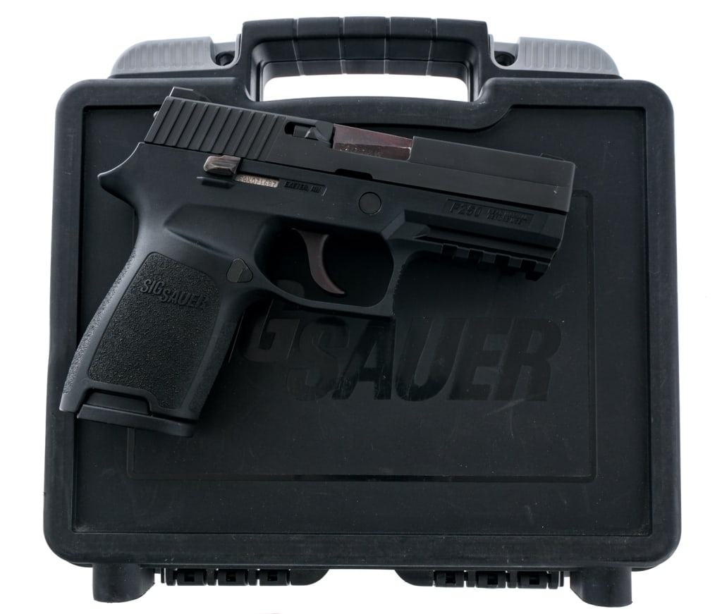 Sig Sauer P250 .40 S&W Semi Auto Pistol (1 of 7)