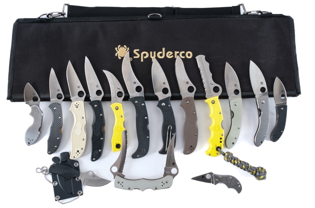 Spyderco Seki Japan Made 10 Pcs Pocket Knife: Description This lot is for ten Spyderco knives all made in Seki-City Japan. The Models include: H-1 Assist with a 3.75" serrated blade in a yellow composite grip. Comes with a paracord lanyard. Endur
