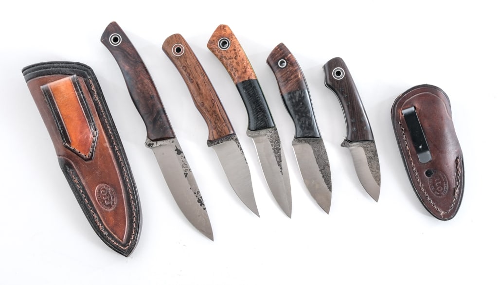 Fiddleback Forge By Andy Roy 5 Pcs Knife: Description This lot is for five handmade artisan fixed blade knives by Fiddleback Forge/Andy Roy. Ergonomic design with composite and natural wood grip plates. Burel wood and composite with green str