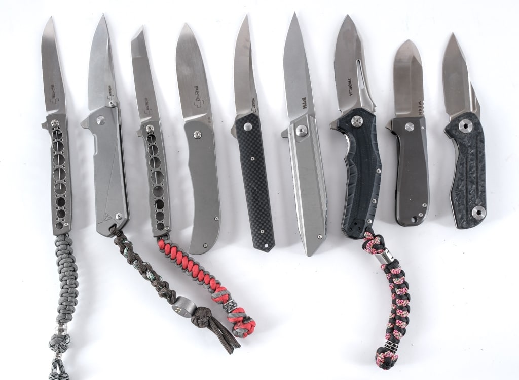 Folding Pocket Knives 9 Pcs Lot Knife: Description This lot is for nine folding pocket knives from various makers. WESN with a 2.75" blade and metal grip plates. BTK 1st Production 075/130 S35VN Steel with a 4" blade and metal grips plates