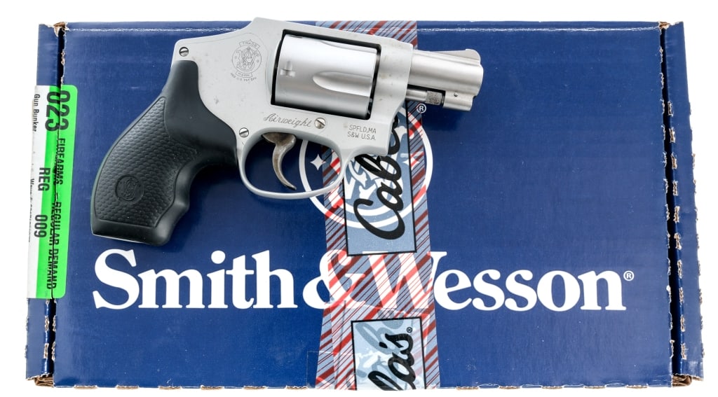 S&W 642-1 Airweight .38 SPL +P Revolver: Description Smith & Wesson 642-1 Airweight chambered in .38 Special +P with a five-shot cylinder and a 1.875" barrel. Stainless steel barrel, cylinder and checkered cylinder release. Light weight alum