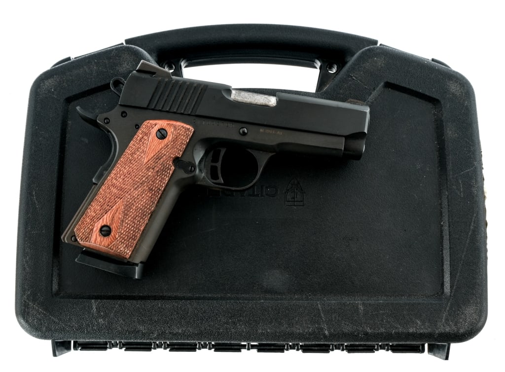 Citadel 1911A1 Compact .45 ACP Semi Auto Pistol (1 of 8)