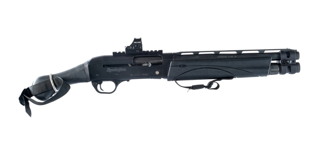 Remington V3 TAC 13 12 Ga Semi Auto Firearm (1 of 5)