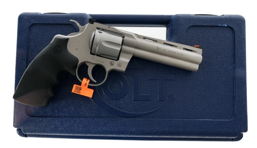Colt Python .357 Magnum Revolver (1 of 8)