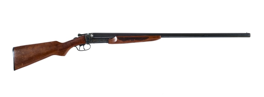 Springfield Arms Co SxS 12 Ga Shotgun: Description Springfield Arms Company shotgun in 12 gauge with a two round capacity and a 30" side by side barrel. Smooth wood stock and checkered front forend. Double trigger. Blued top lever and barr
