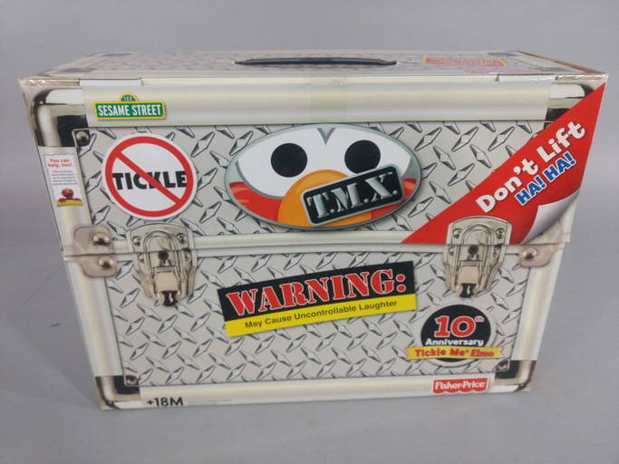Fisher Price Tickle Me Elmo In Box Value Fisher Price Tmx Tickle