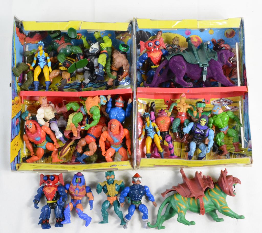 Vtg He-Man MOTU Jumbo Case w/ Figures +: Vtg He-Man MOTU Jumbo Case w/ Figures +