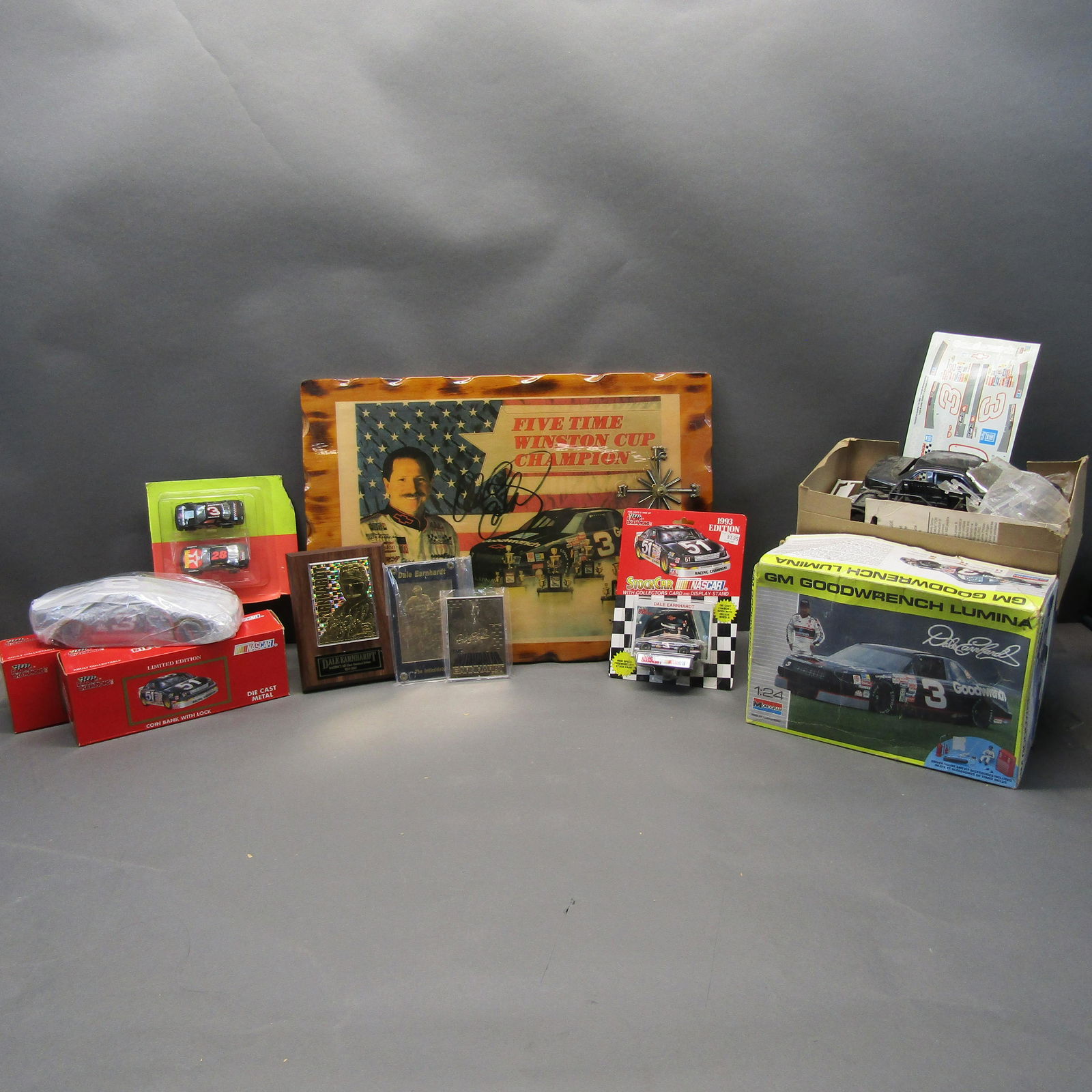 Mixed Lot Dale Earnhardt, Sr. w/ Die Cast, + (1 of 3)