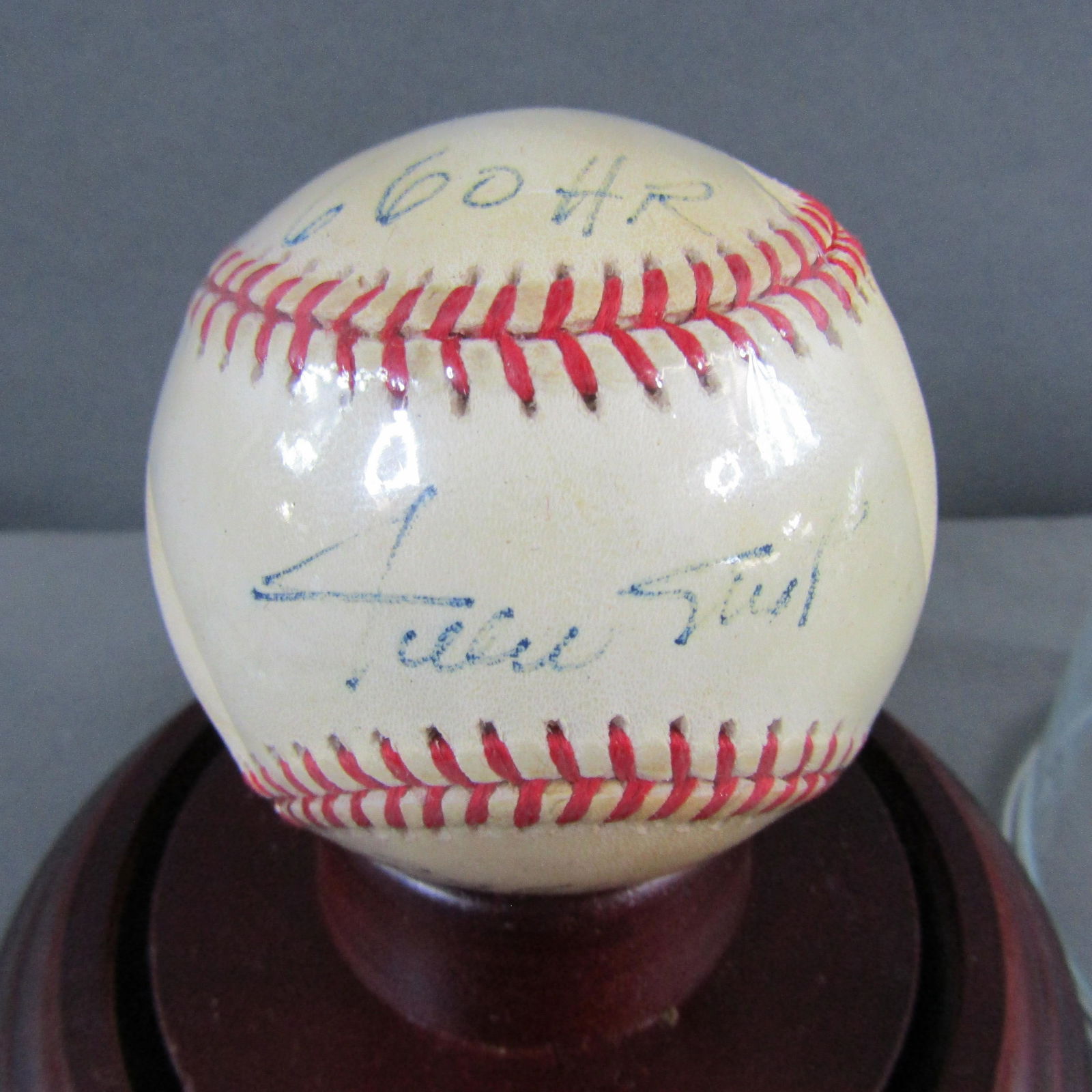 Willie Mays Signed "Stat Ball", Steiner Authentic. (1 of 4)