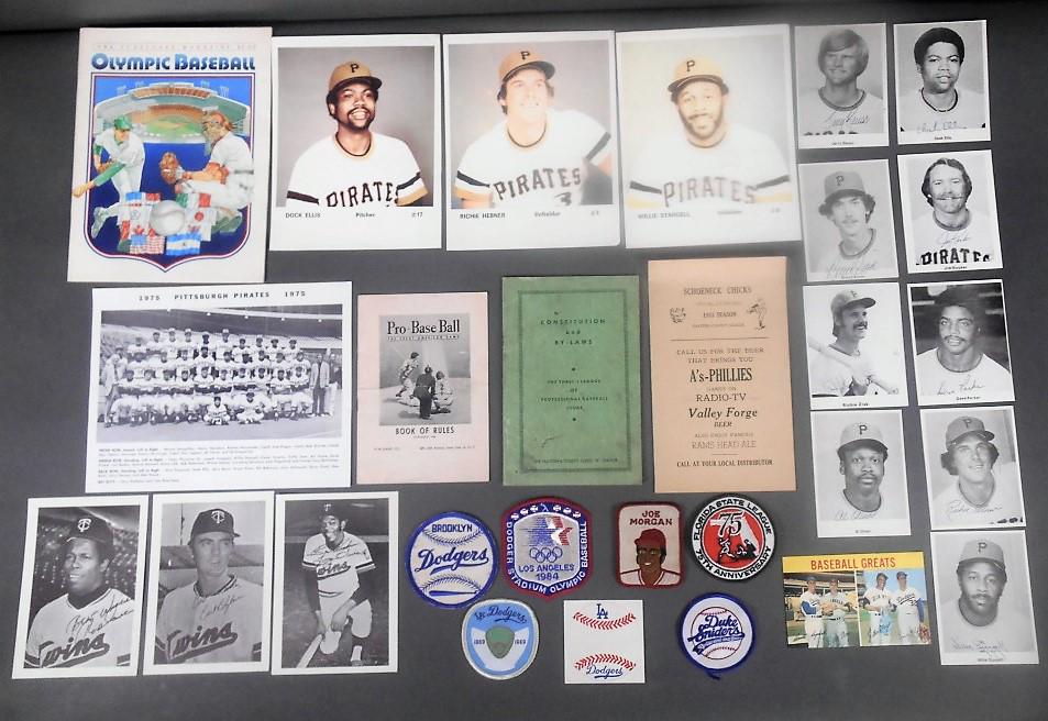 Vintage Baseball Memorabilia Lot (1 of 8)