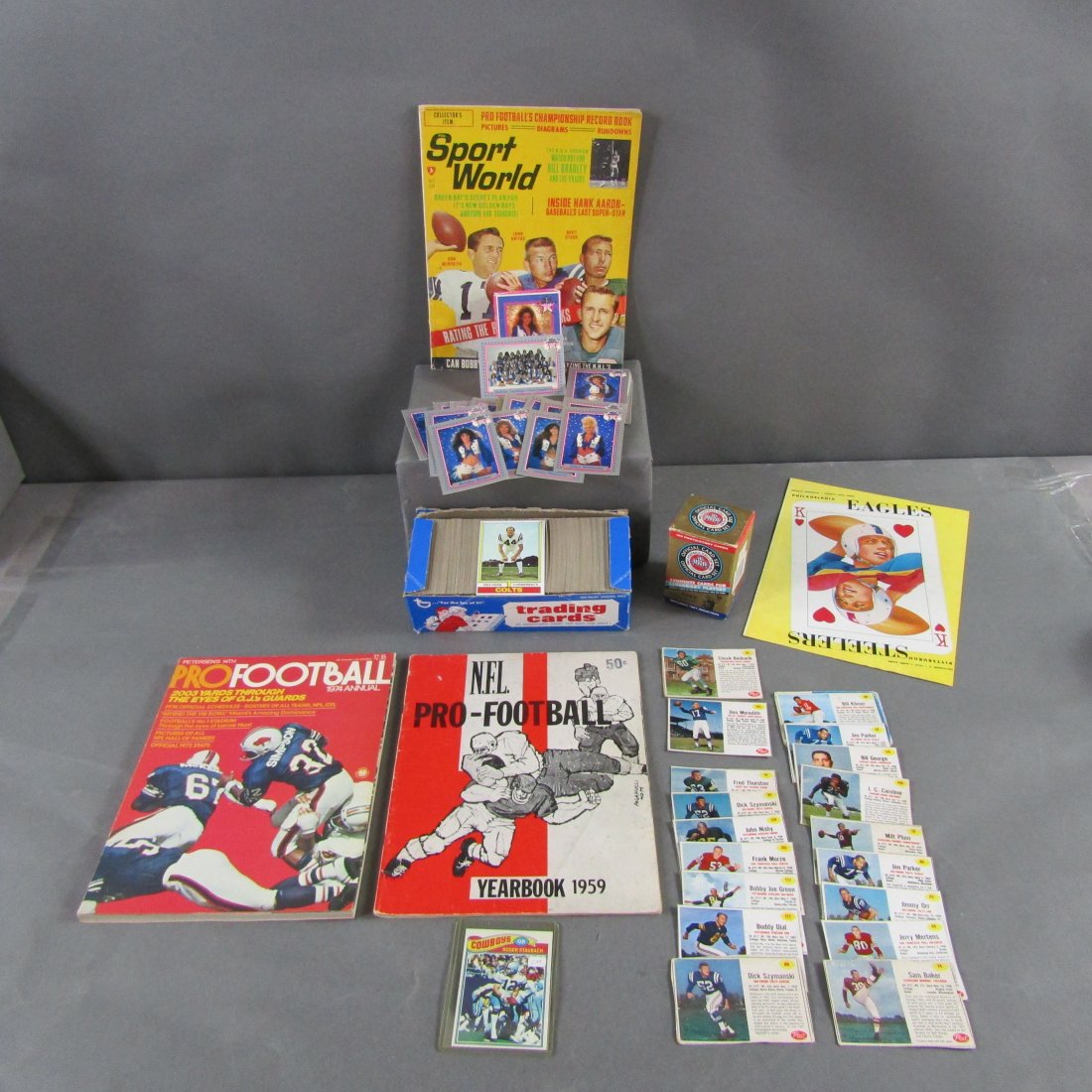 Mixed Football Lot w/ '93 Dallas Cheerleader Cards (1 of 8)
